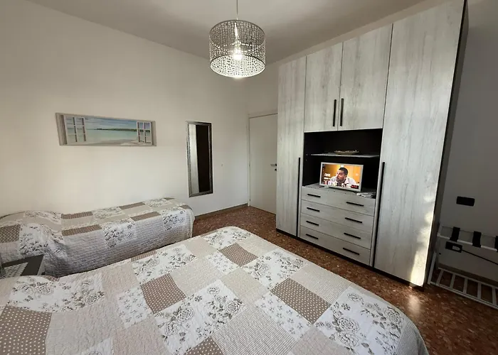 Antonia Holiday home